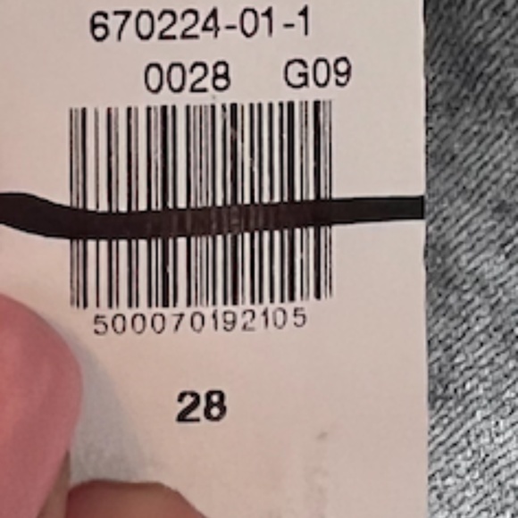 NWT: old navy High-Waisted O.G. Gray Cut-Off Jean Shorts (28) $40 - Picture 14 of 15